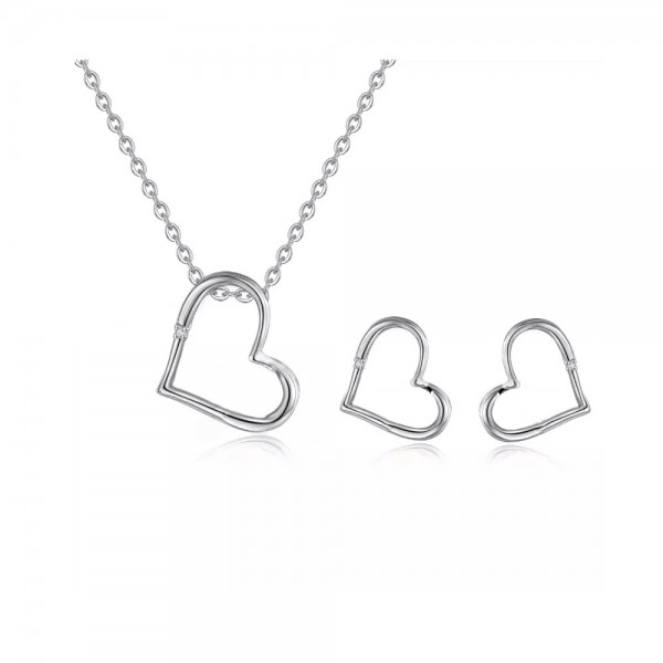 Diamond Heart Pendant & Earring Set CTTW 0.045