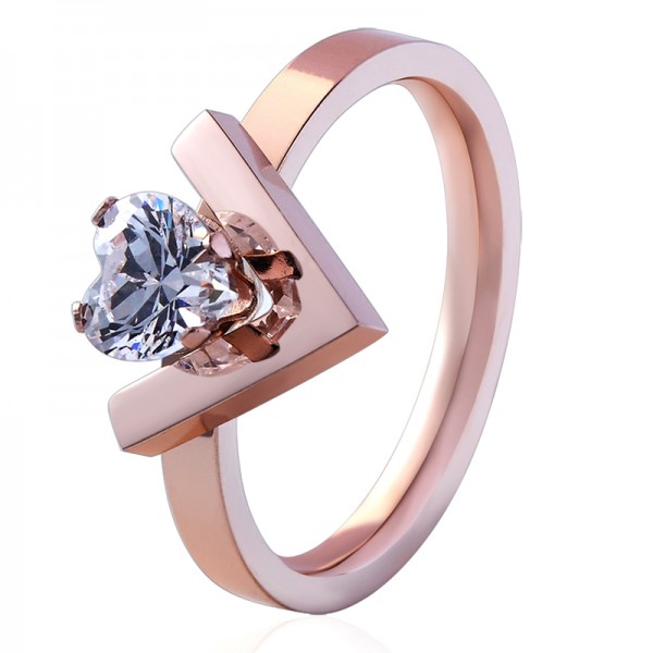 Heart Crystal V-Ring Made with Crystals from Swarovski®