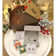Christmas Box Kit with Gifts & Packaging Male/Female