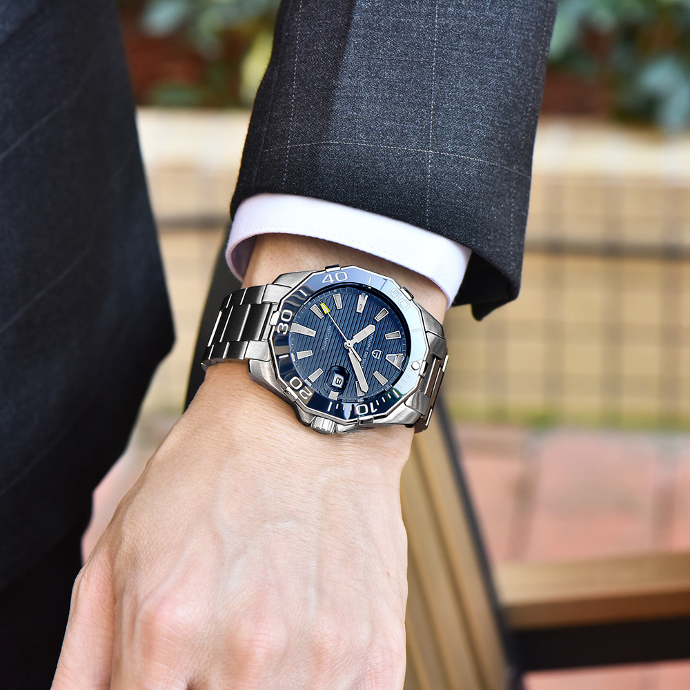 pagani design diver watch